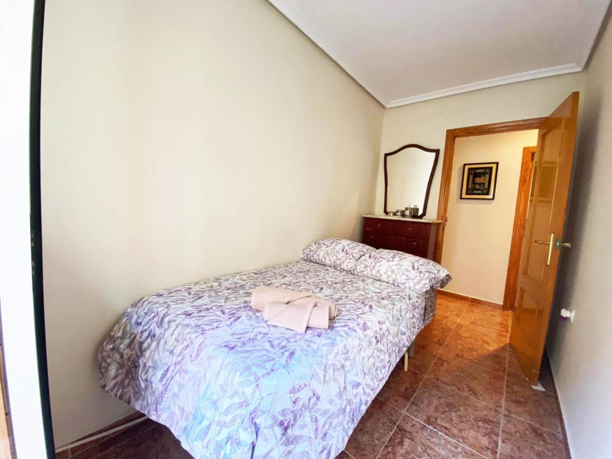 Rooms In Valencia Great Location In Shared Apartment Bagian luar foto