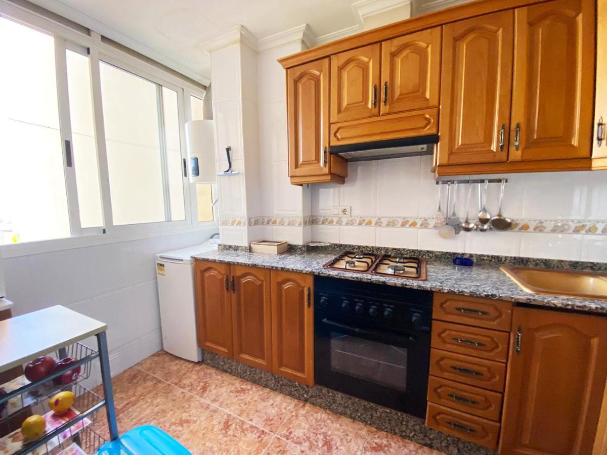 Rooms In Valencia Great Location In Shared Apartment Bagian luar foto