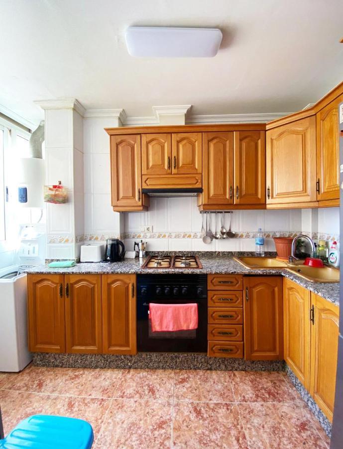 Rooms In Valencia Great Location In Shared Apartment Bagian luar foto