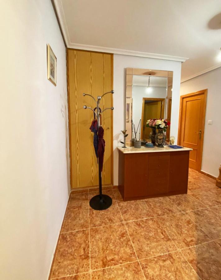 Rooms In Valencia Great Location In Shared Apartment Bagian luar foto