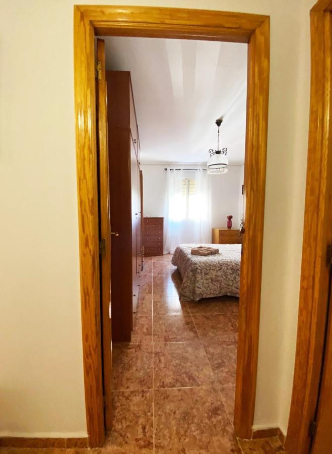 Rooms In Valencia Great Location In Shared Apartment Bagian luar foto
